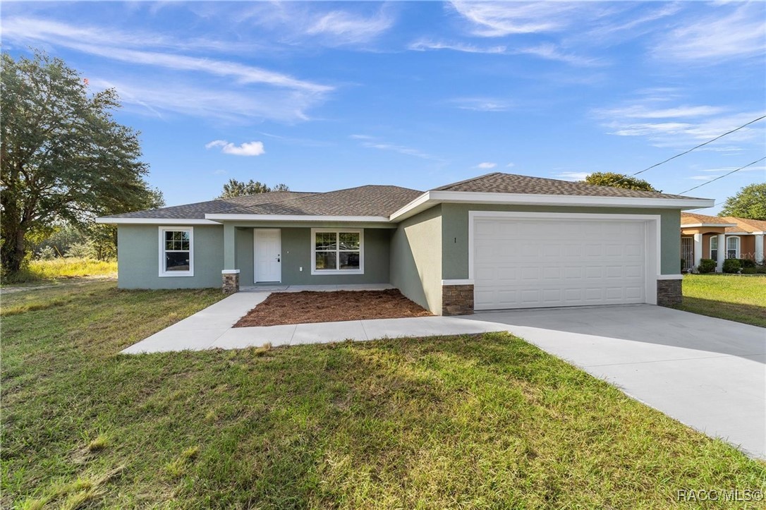 11400 N Terra Cotta Drive, Citrus Springs, Florida image 1