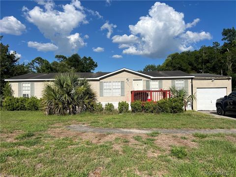 Mobile Home For Sale - 2829 N Carolina Road<br/> Crystal River, FL 34428