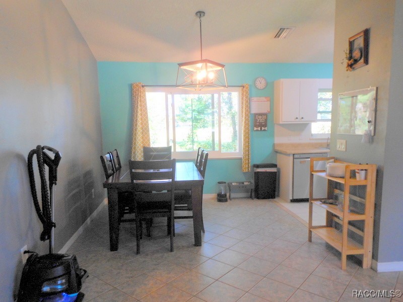 828 Great Pine Point