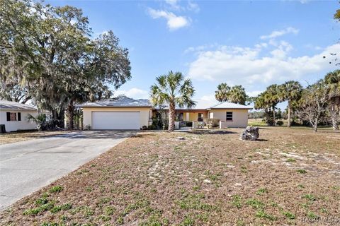 A home in Crystal River