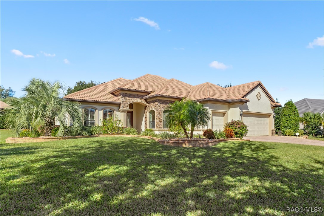 1626 N Eagle Ridge Path, Hernando, Florida image 1