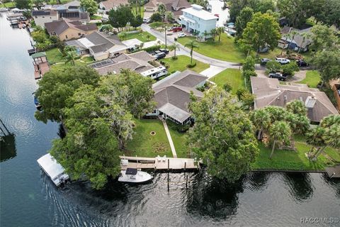 A home in Crystal River