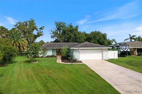 A home in Crystal River