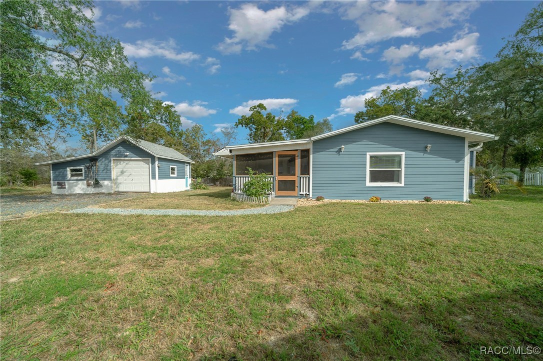 11384 Maripoe Road, Weeki Wachee, Florida image 3