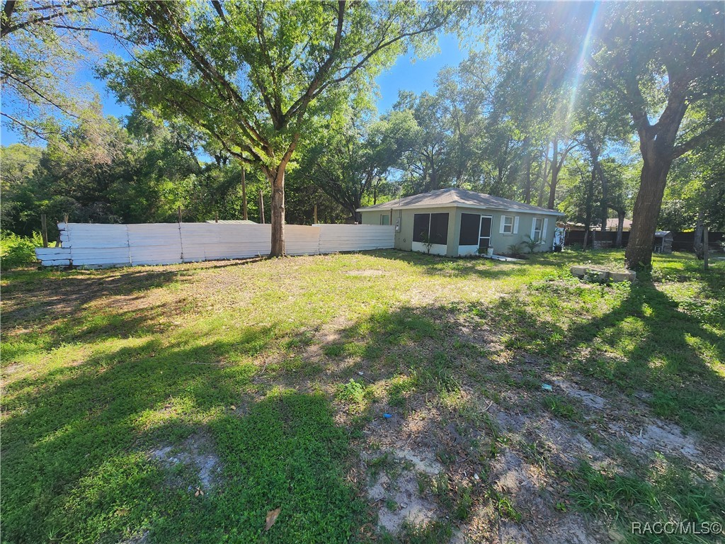 6740 E Okeechobee Court, Floral City, Florida image 3