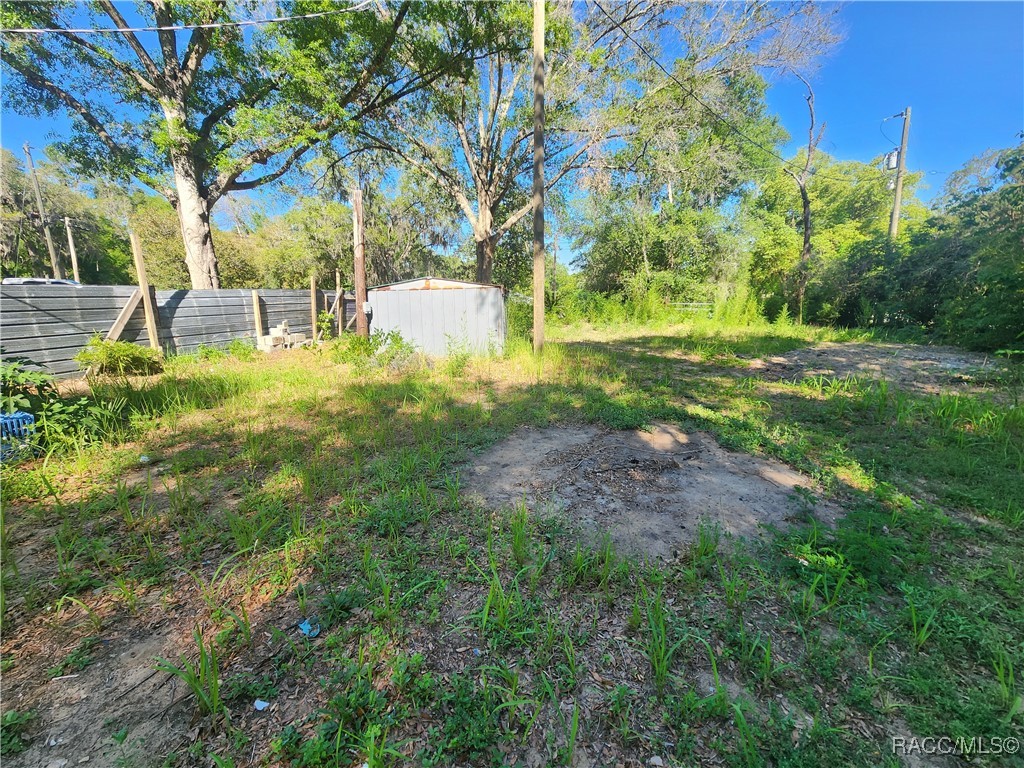 6740 E Okeechobee Court, Floral City, Florida image 17