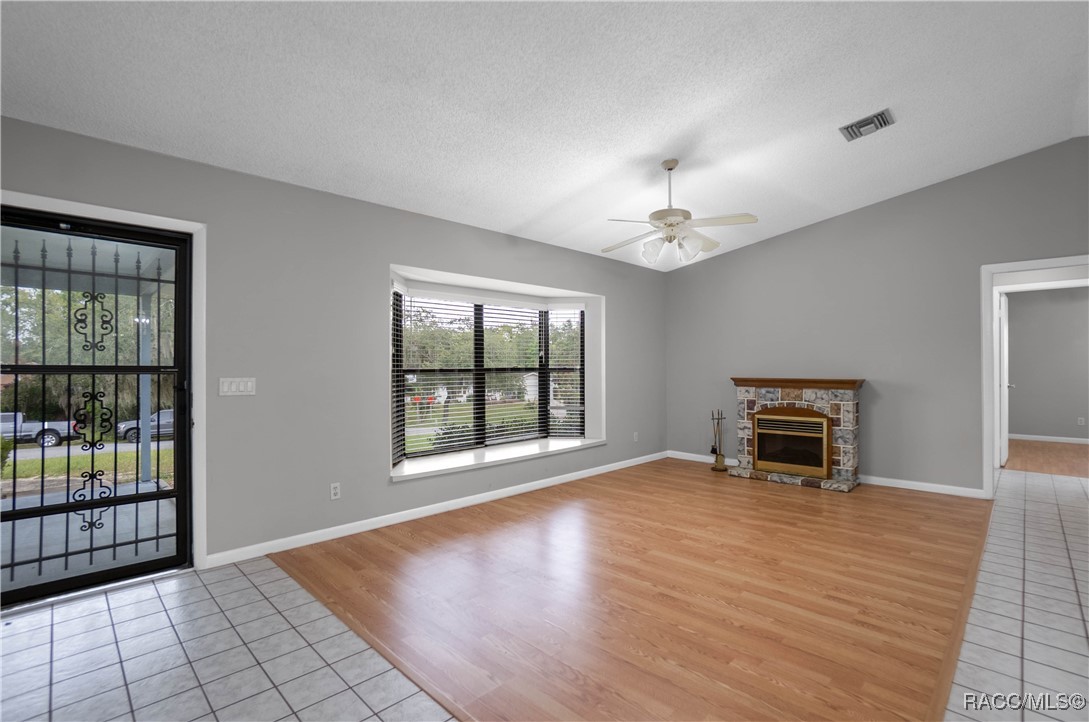 1710 S Ridgewood Point