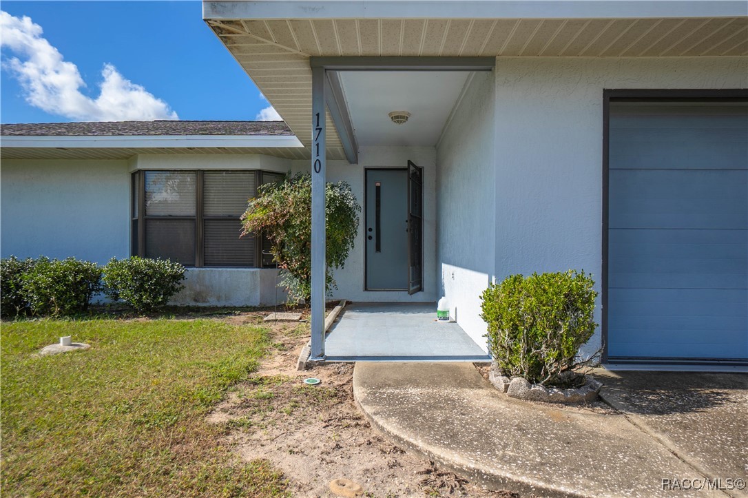 1710 S Ridgewood Point