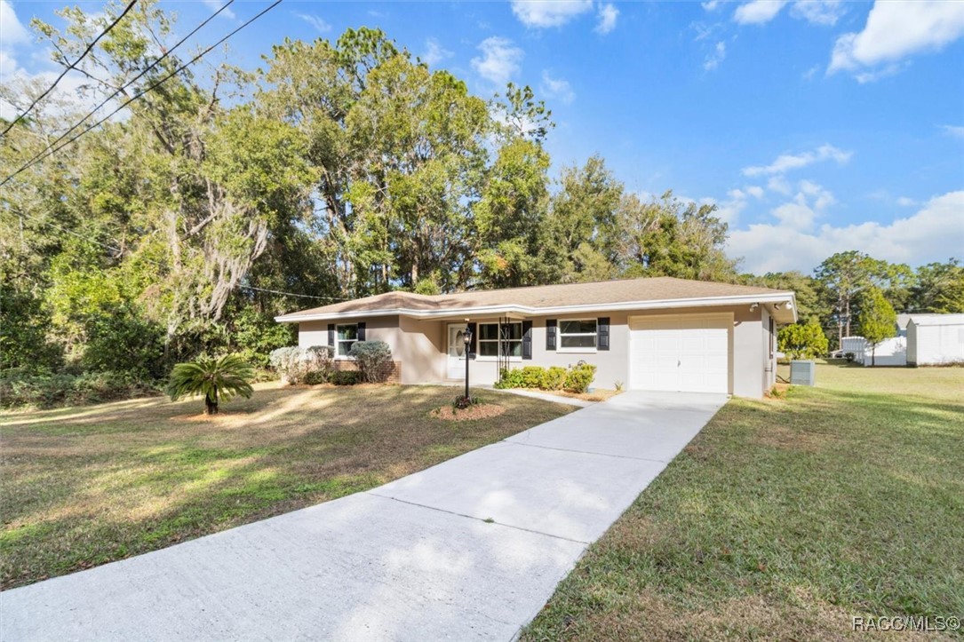 6107 E Elgin Lane, Inverness, Florida image 2