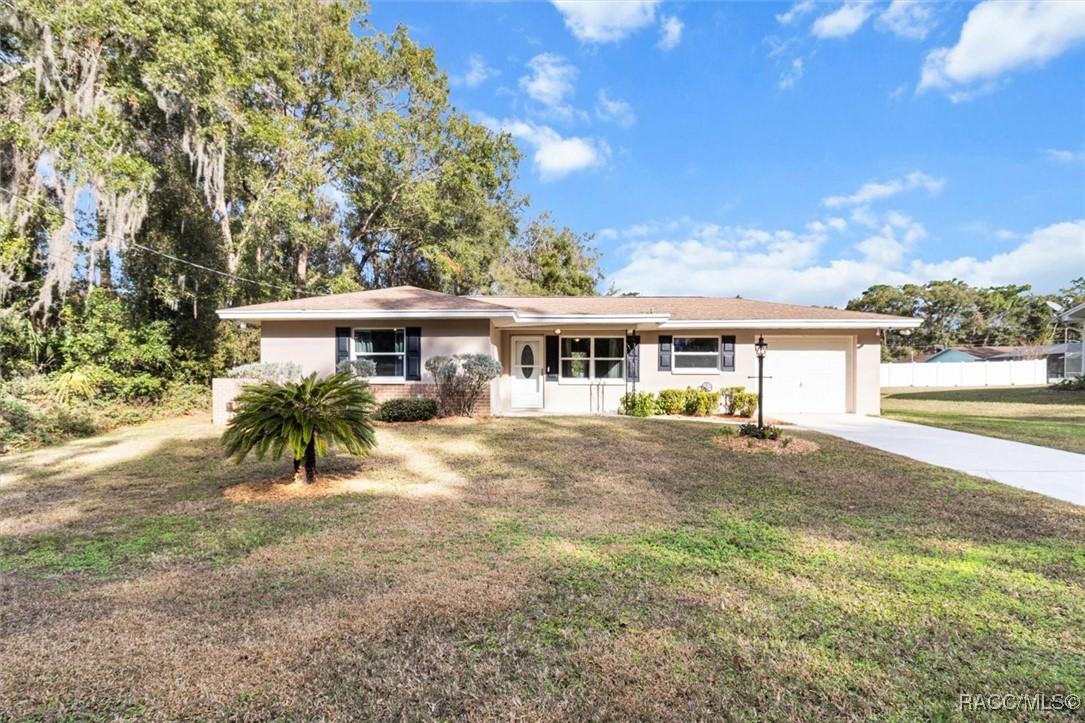 6107 E Elgin Lane, Inverness, Florida image 1