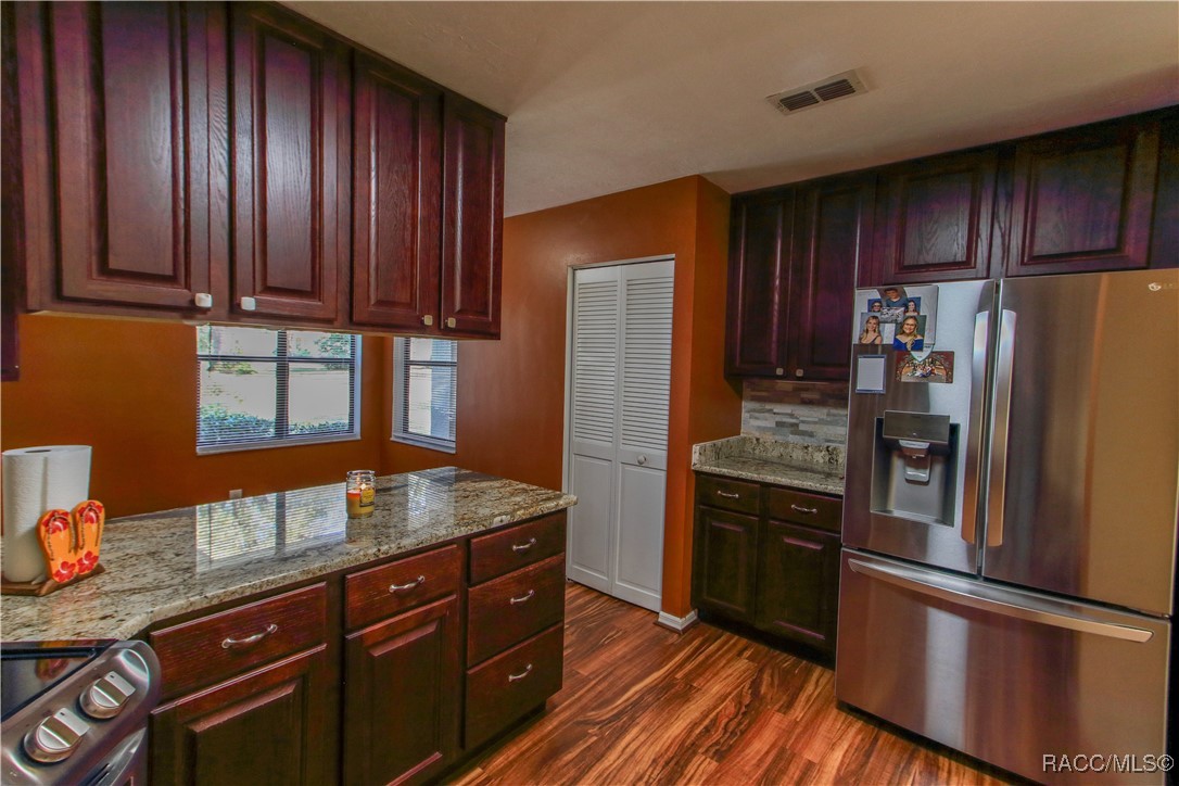 9108 SW 197th Circle, Dunnellon, Florida image 22