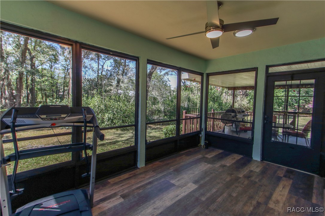 9108 SW 197th Circle, Dunnellon, Florida image 9