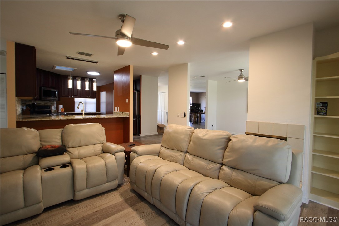 9108 SW 197th Circle, Dunnellon, Florida image 14