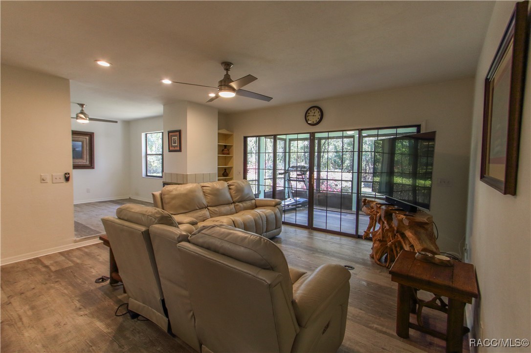 9108 SW 197th Circle, Dunnellon, Florida image 11