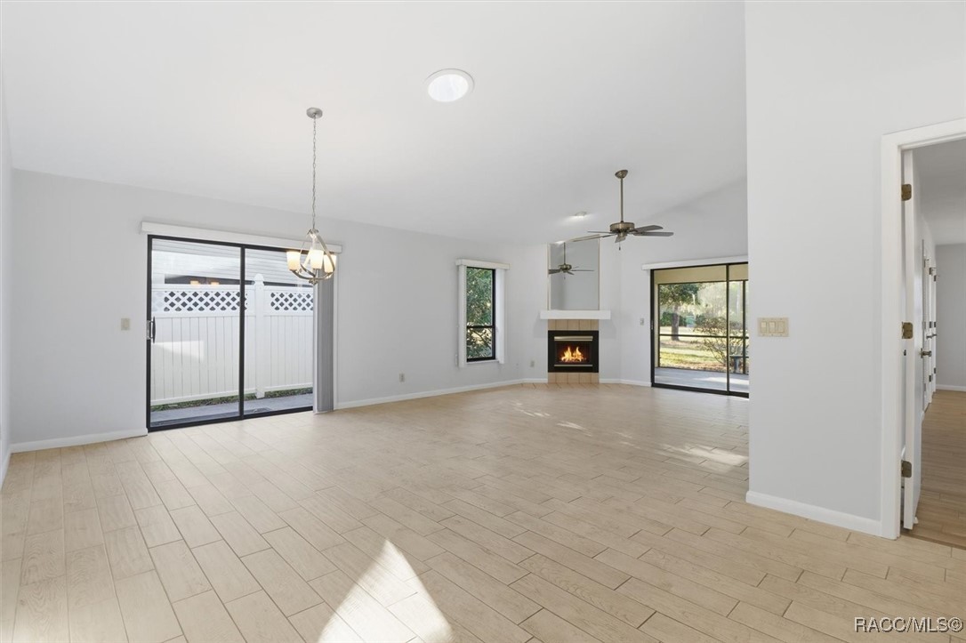 47 Chinaberry Circle