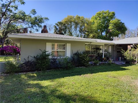 7750 S Shore Acres Point Floral City FL 34436