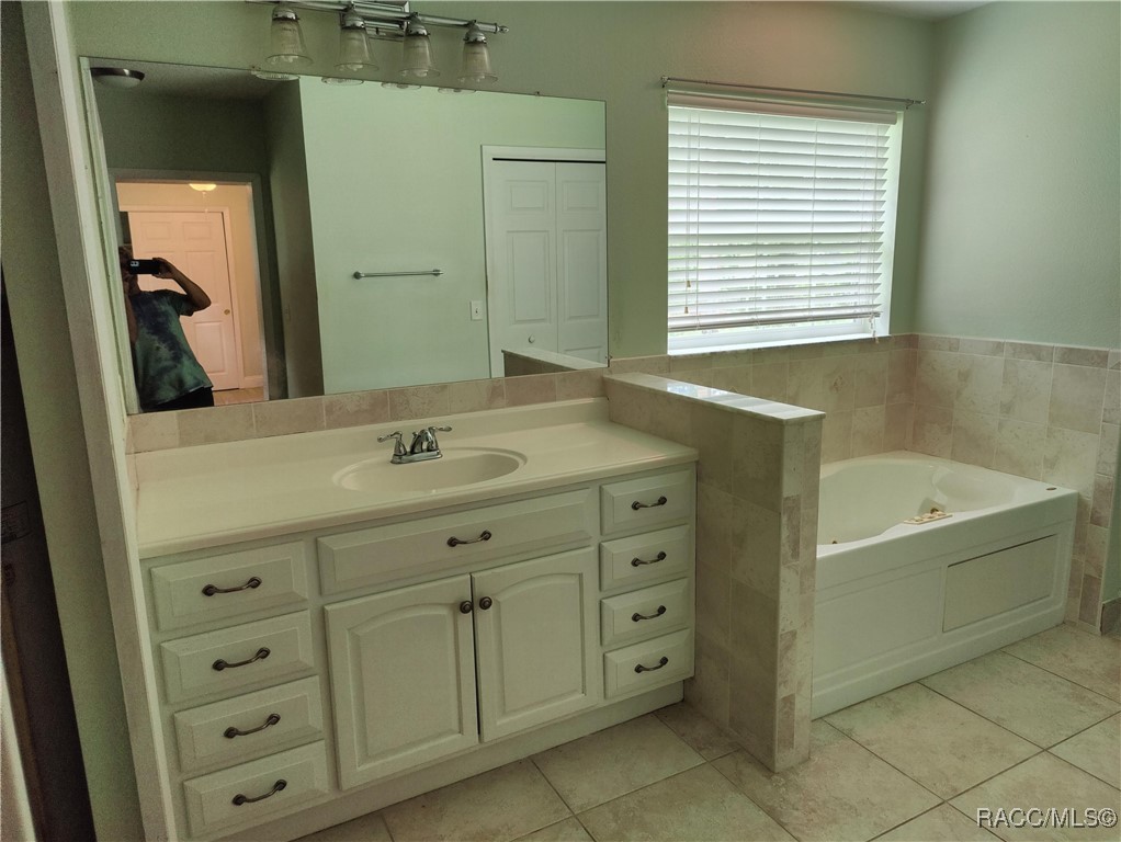 7750 S Shore Acres Point, Floral City, New York image 13