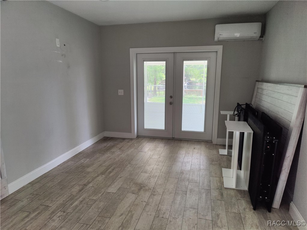 7750 S Shore Acres Point, Floral City, New York image 19