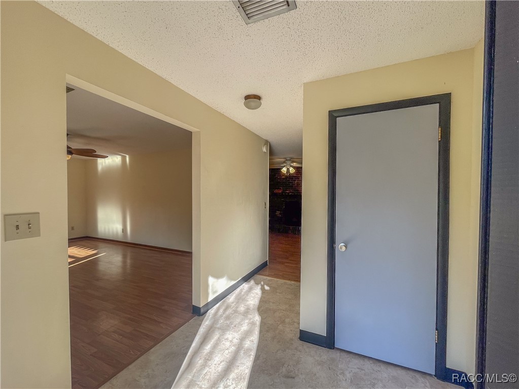 2445 N Donovan Avenue, Crystal River, Florida image 7