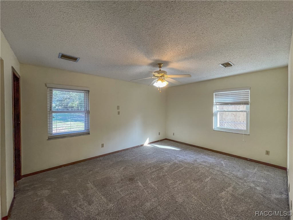 2445 N Donovan Avenue, Crystal River, Florida image 19