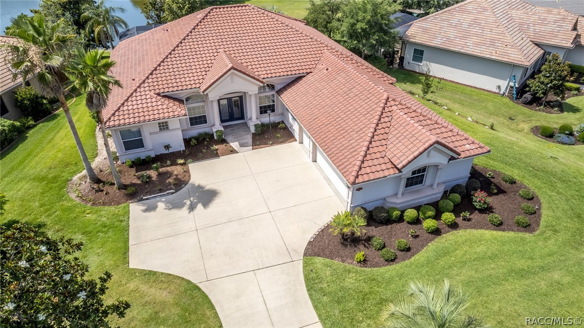 1007 W Beagle Run Loop