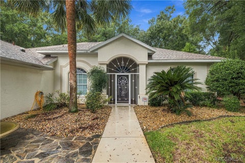 Homes For Sale - 19044 SW 93rd Loop<br/> Dunnellon, FL 34432