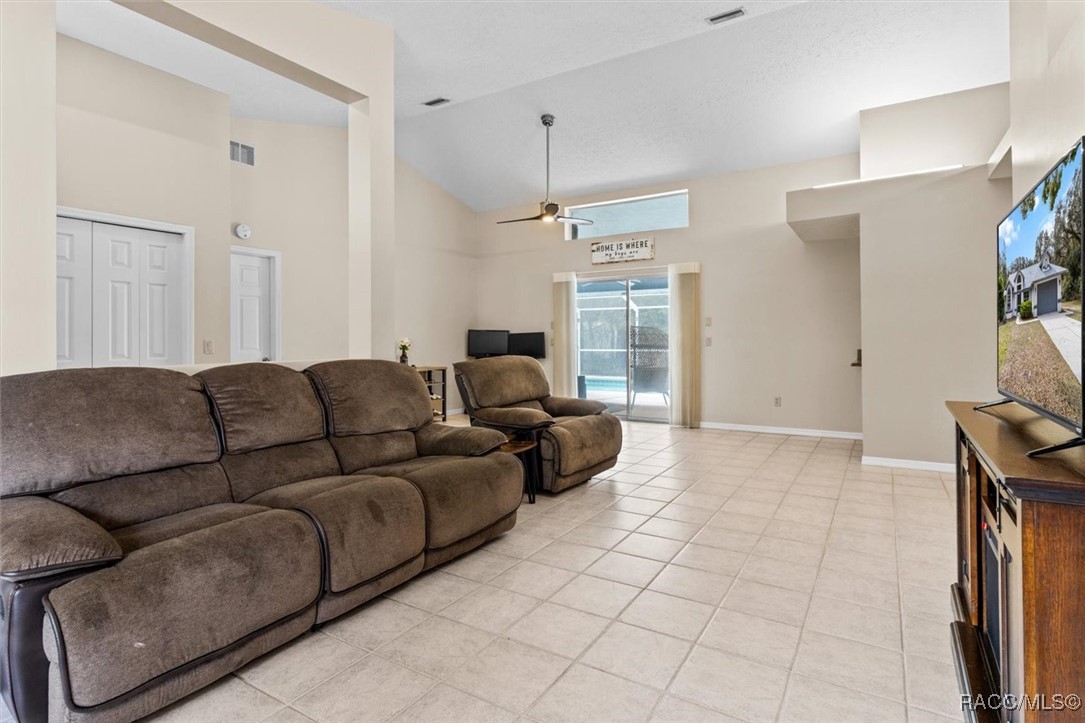 3356 W Blossom Drive, Beverly Hills, Florida image 7