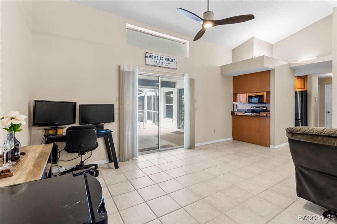 3356 W Blossom Drive, Beverly Hills, Florida image 9