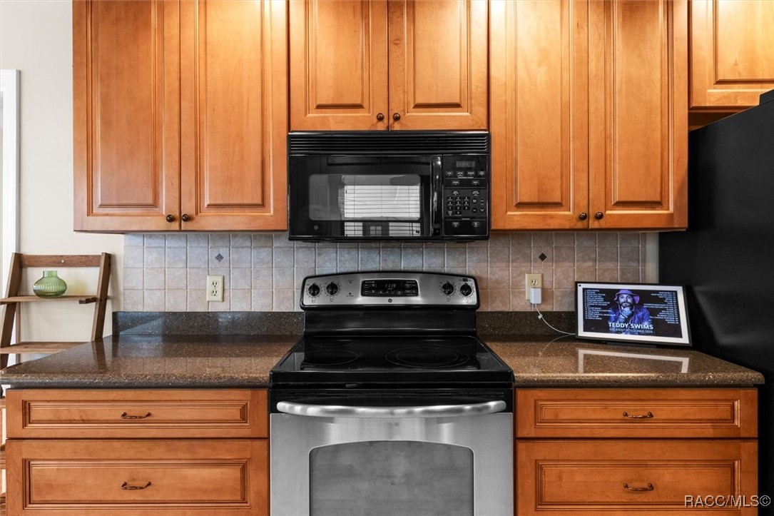 3356 W Blossom Drive, Beverly Hills, Florida image 13