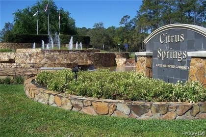 2796 W Xenox Drive, Citrus Springs, Florida image 2