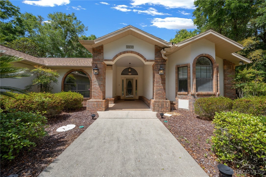 1212 N Castleland Terrace, Lecanto, New York image 1