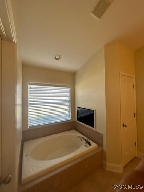 13400 Old Florida Circle, Hudson, New York image 33