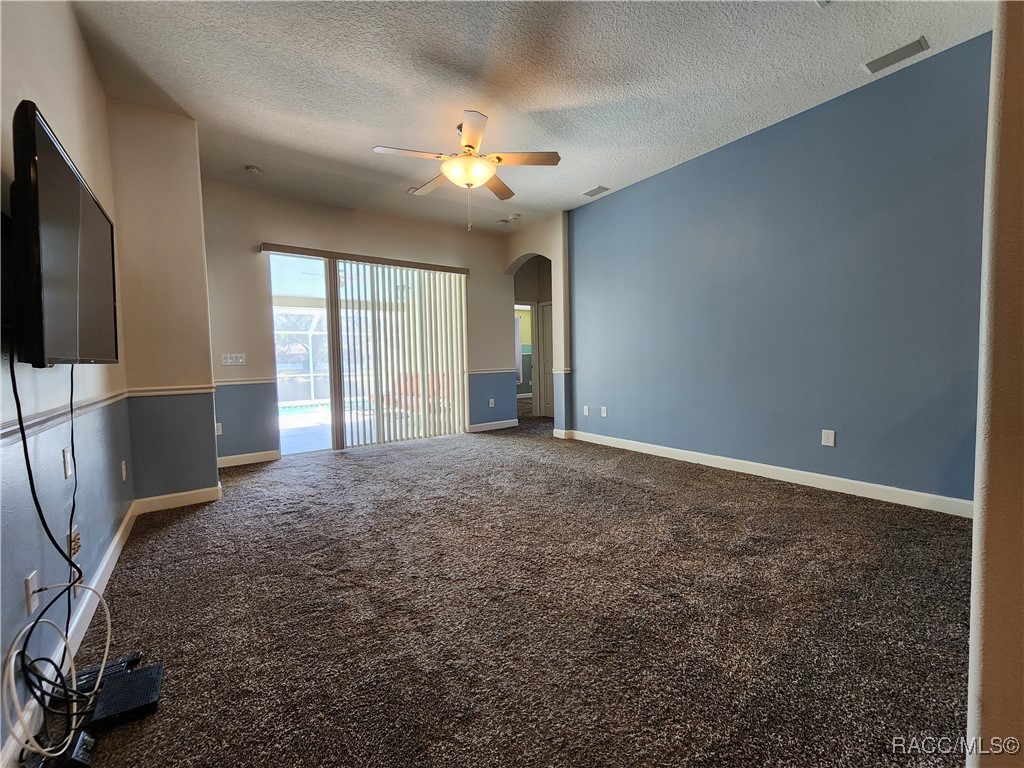 13400 Old Florida Circle, Hudson, New York image 7