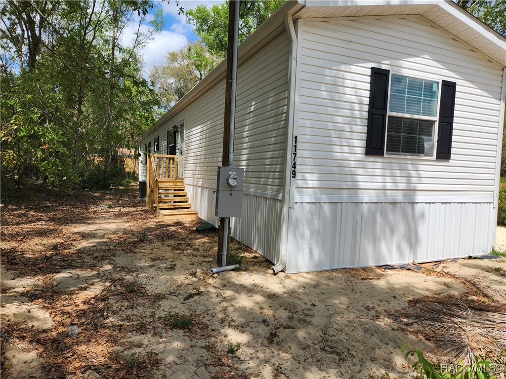 11749 E Cardinal Place, Floral City, Florida image 1