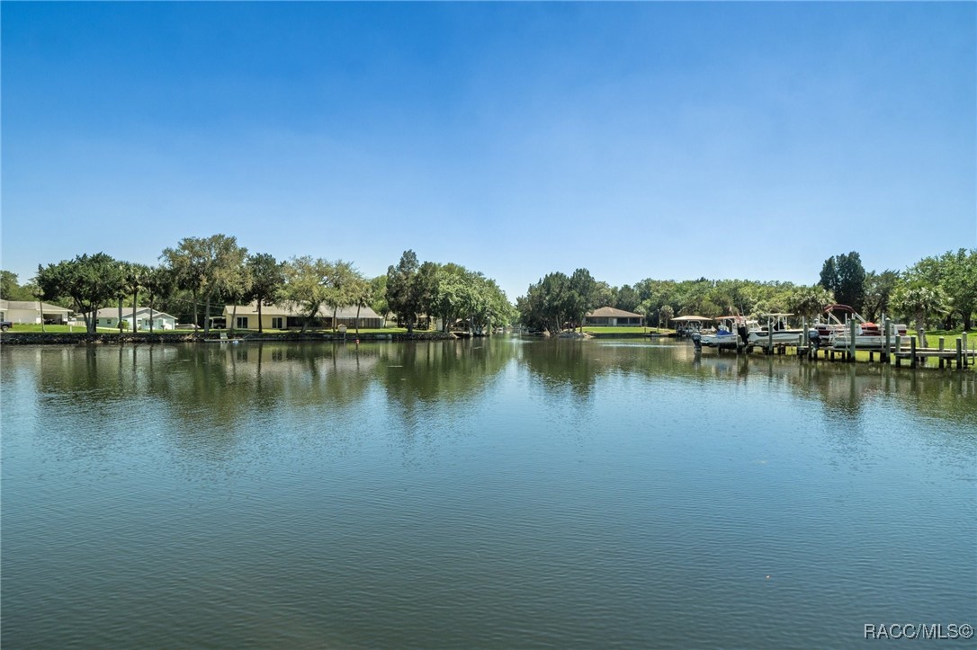 11274 W Cove Harbor Drive, Crystal River, New York image 8