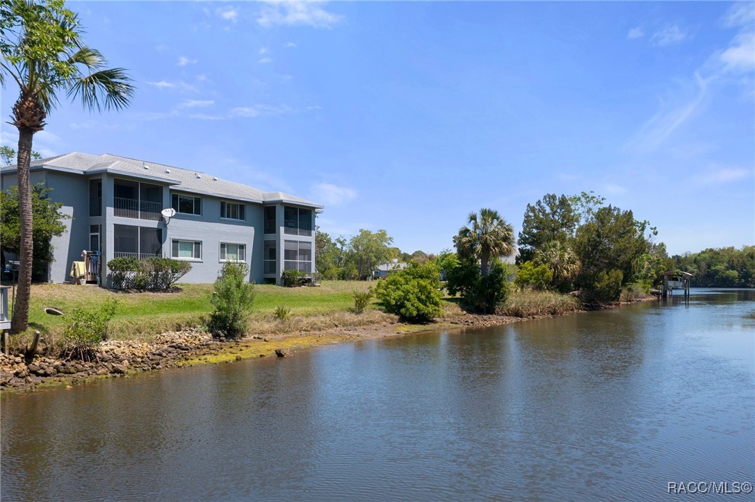 11274 W Cove Harbor Drive, Crystal River, New York image 38