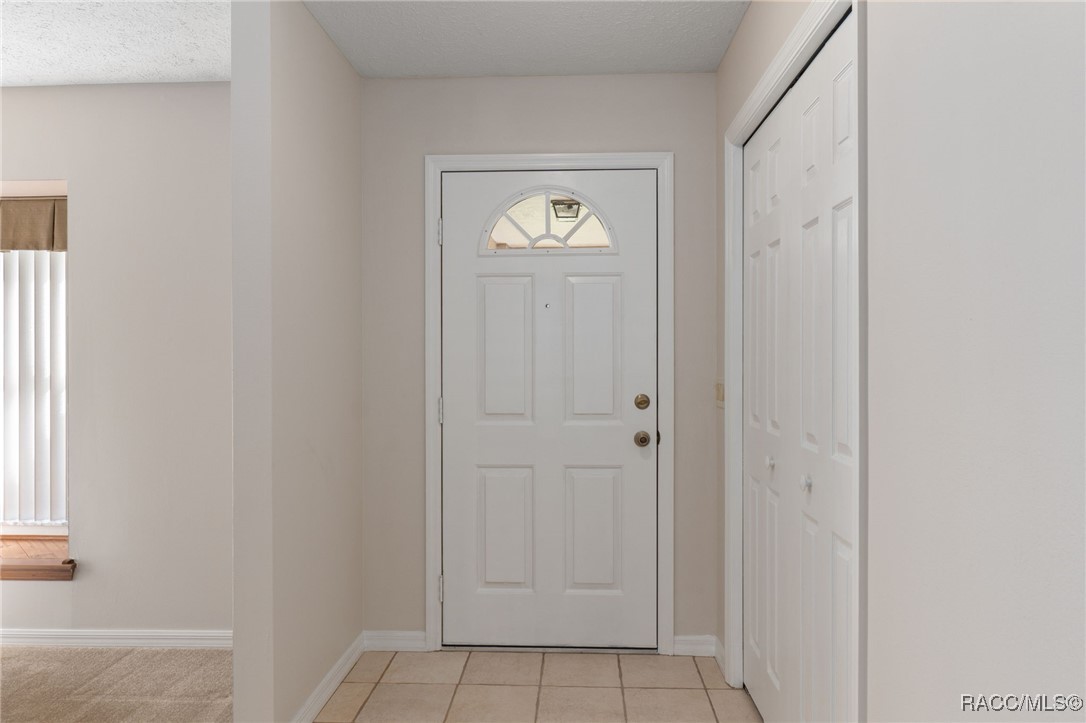 1046 N Nashua Terrace