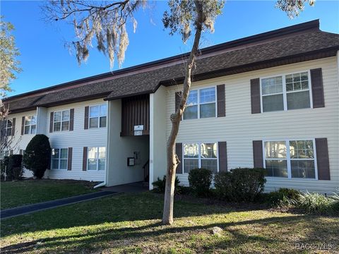 Condo For Sale - 2400 Forest Drive #227<br/> Inverness, FL 34453