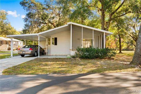 A home in Brooksville