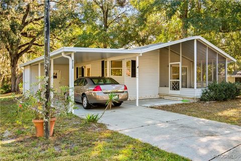 A home in Brooksville