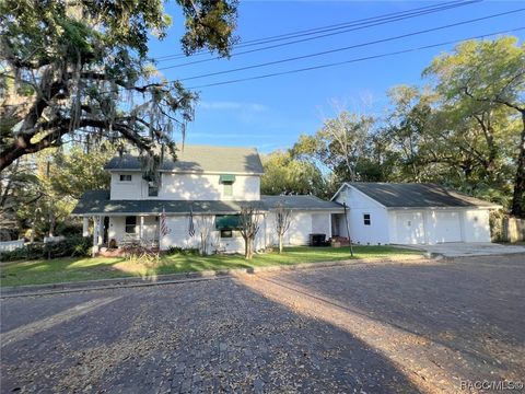 A home in Brooksville