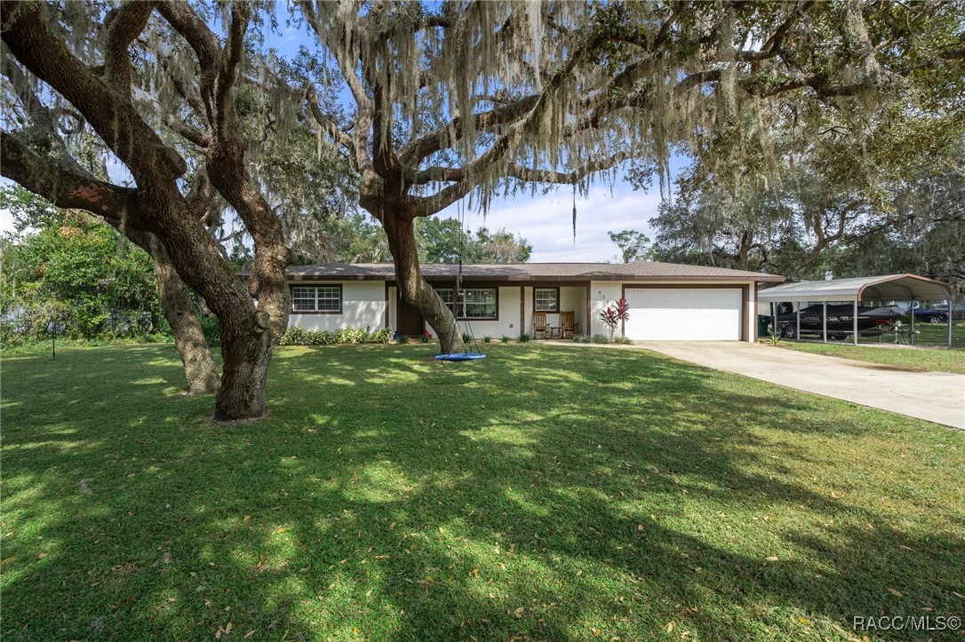 9539 E Southgate Drive, Inverness, Florida image 1