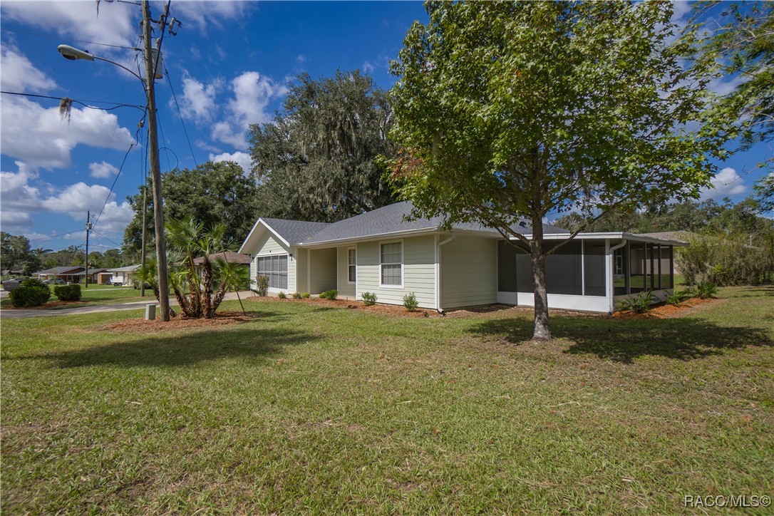 406 Hunting Lodge Drive, Inverness, Florida image 4