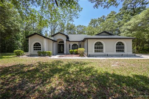 5079 W Pinto Loop Beverly Hills FL 34465