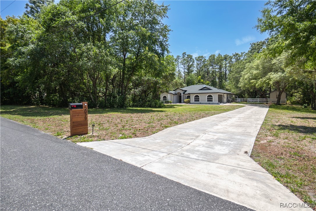 5079 W Pinto Loop