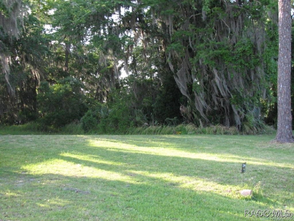 216 NW Bay Path Drive