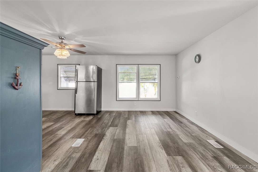 31151 Valencia Avenue, Tavares, Florida image 20