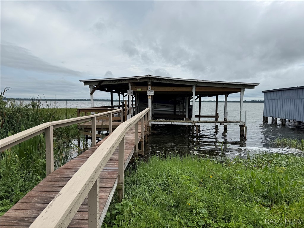 31151 Valencia Avenue, Tavares, Florida image 9