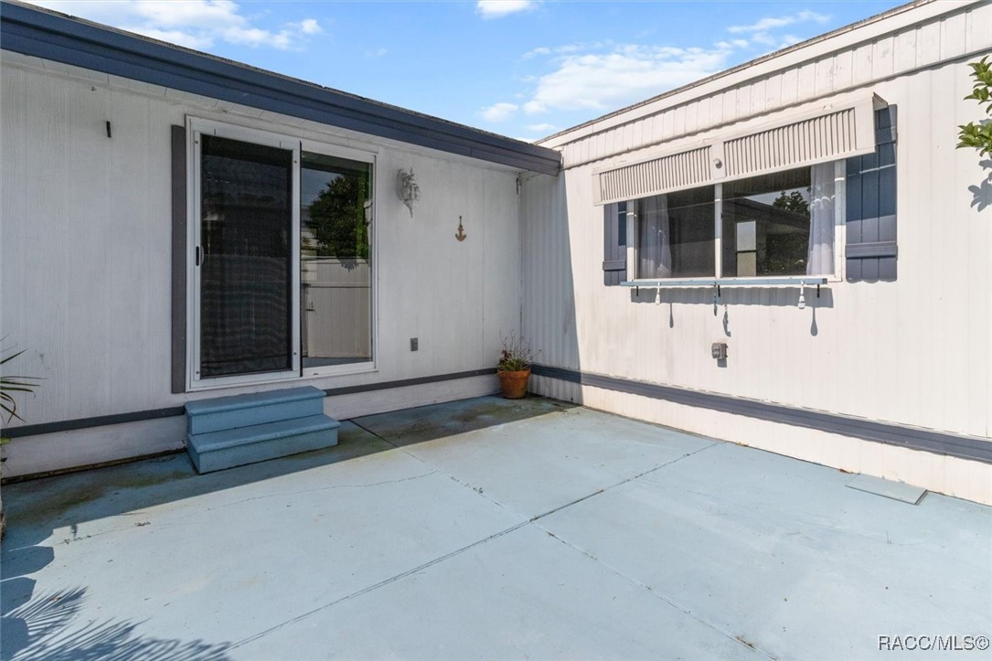31151 Valencia Avenue, Tavares, Florida image 17