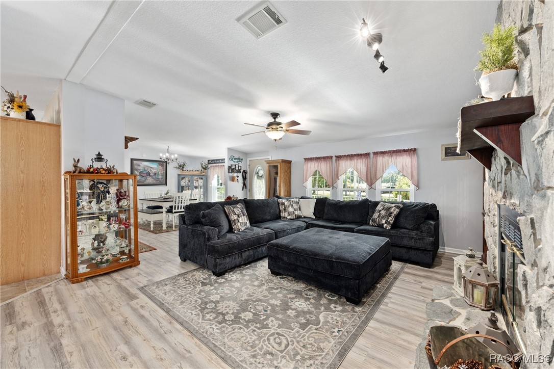 11526 N Rock Avenue, Dunnellon, Florida image 16